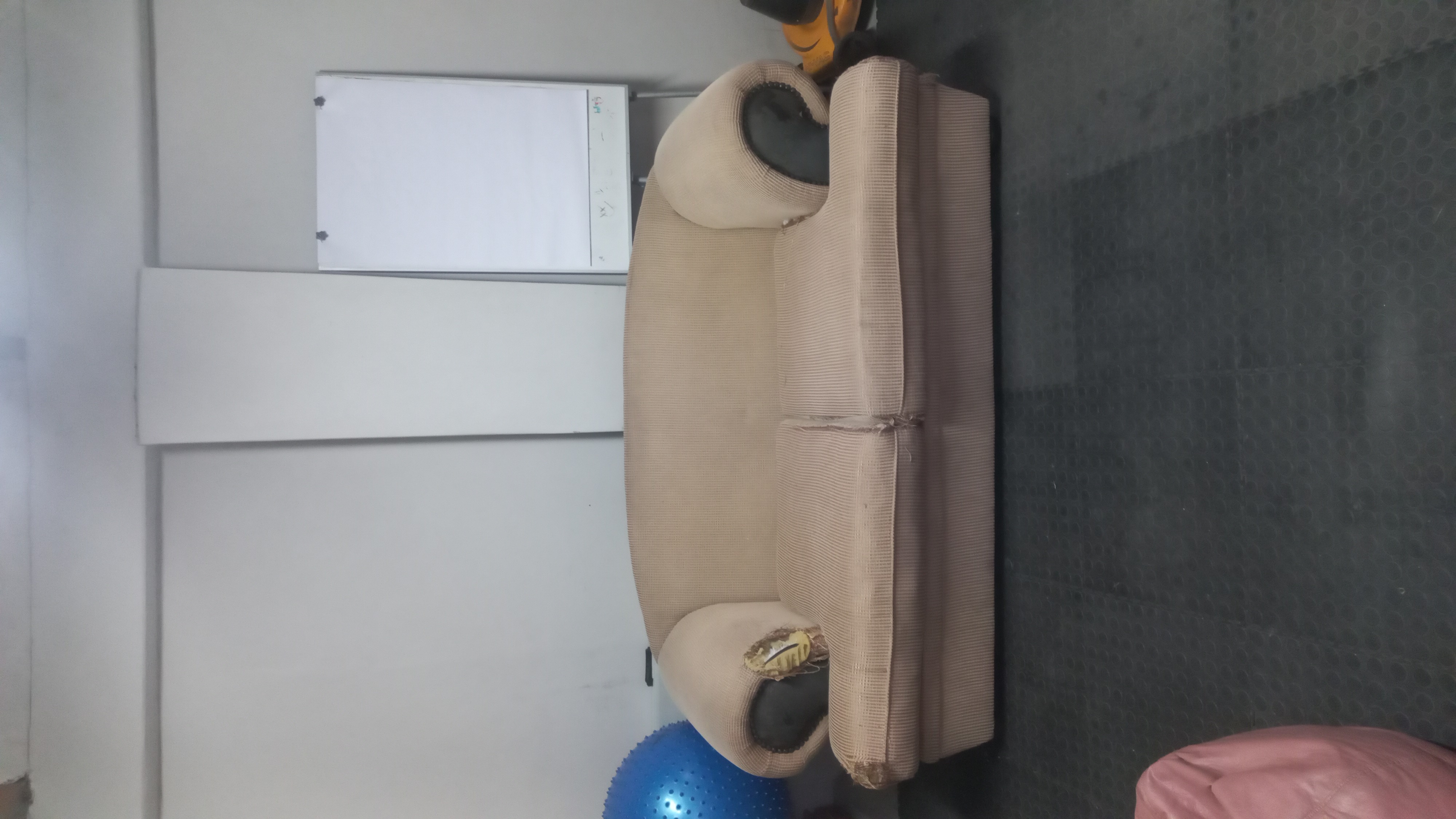 2-Seater β Fabric to Dark Leather before